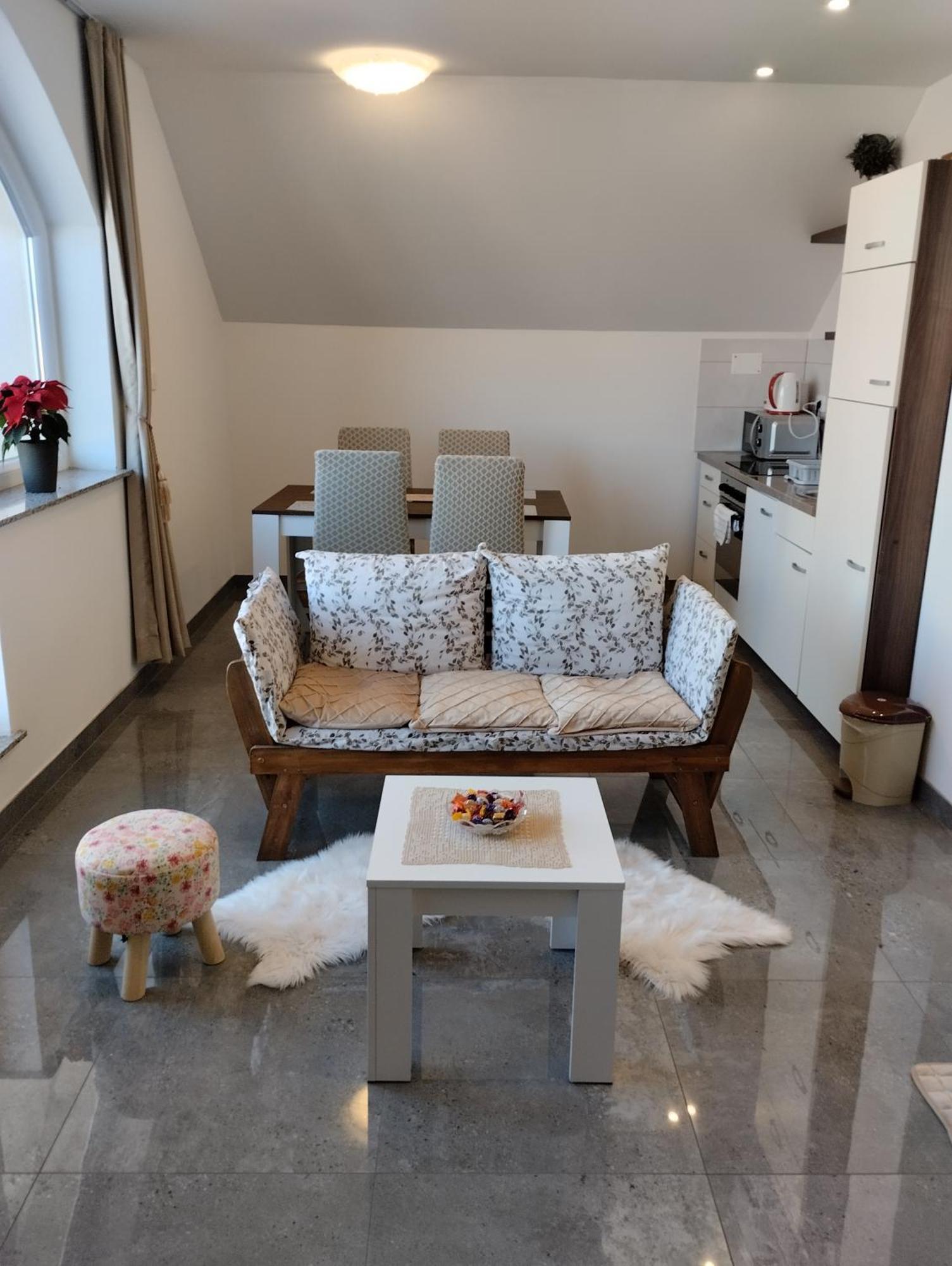 Apartma Azurre 포스토이나 외부 사진
