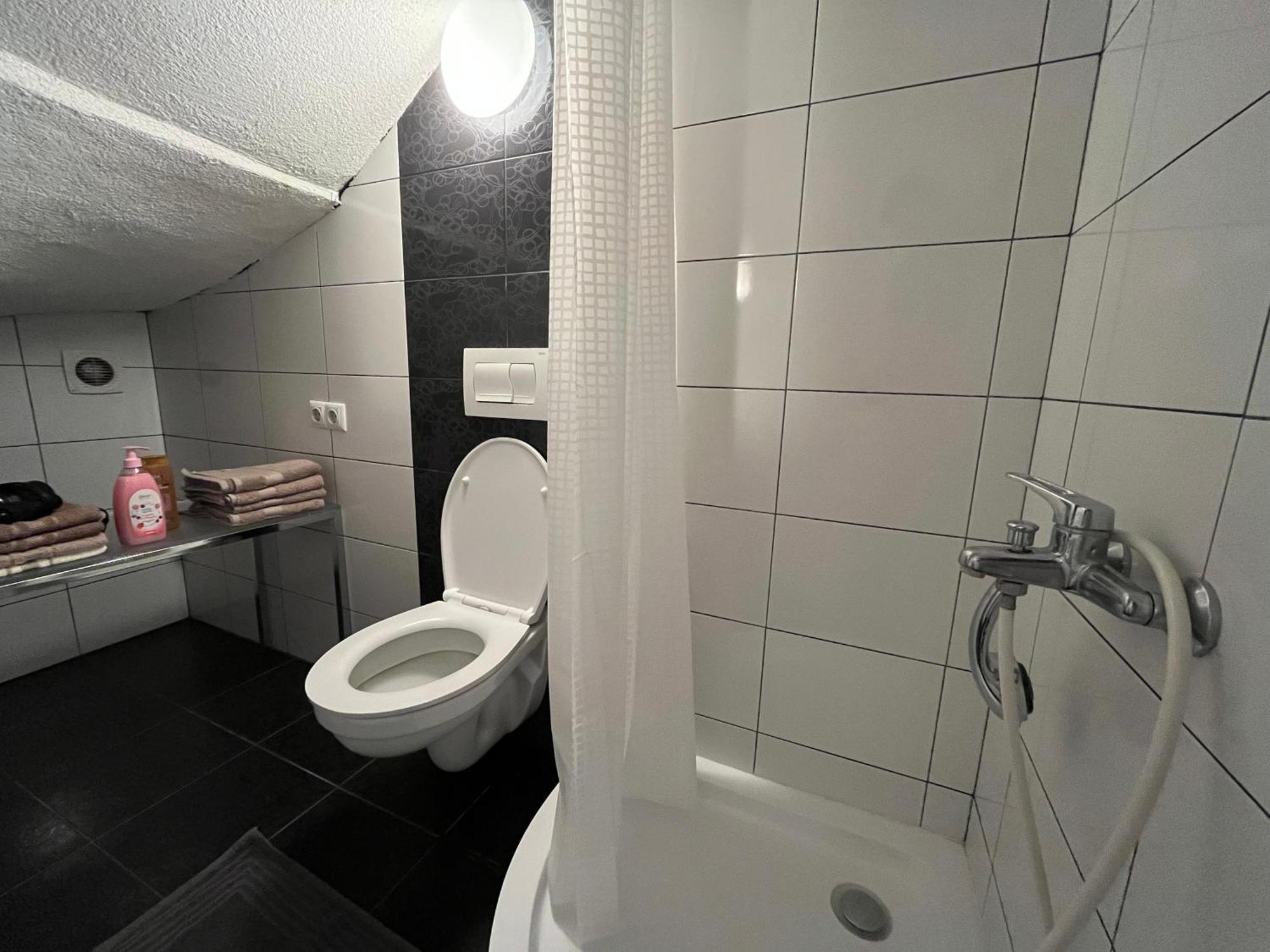 Apartma Azurre 포스토이나 외부 사진